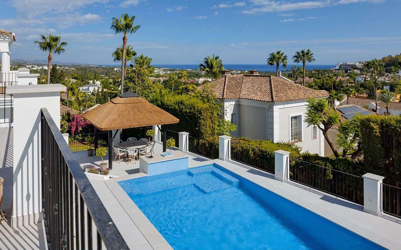 Luxury Thatched Gazebo, Nueva Andalucía | Residential Project by Cape Reed International