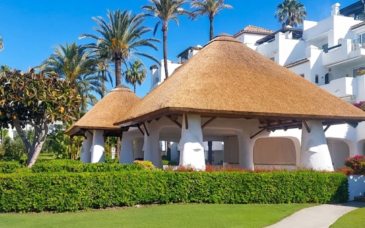 Alcazaba Beach